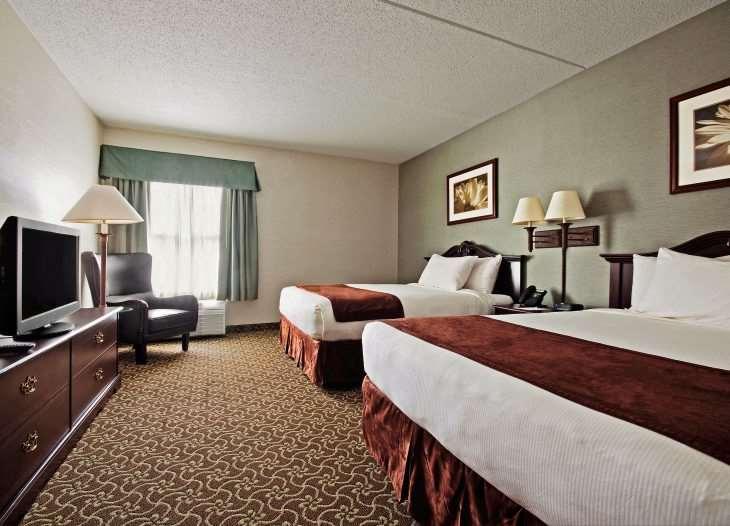 D. Hotel Suites & Spa Holyoke Δωμάτιο φωτογραφία