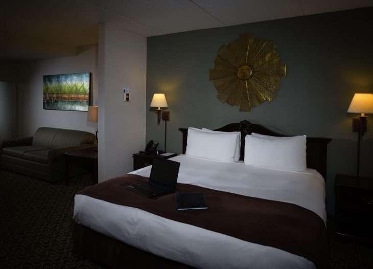 D. Hotel Suites & Spa Holyoke Δωμάτιο φωτογραφία