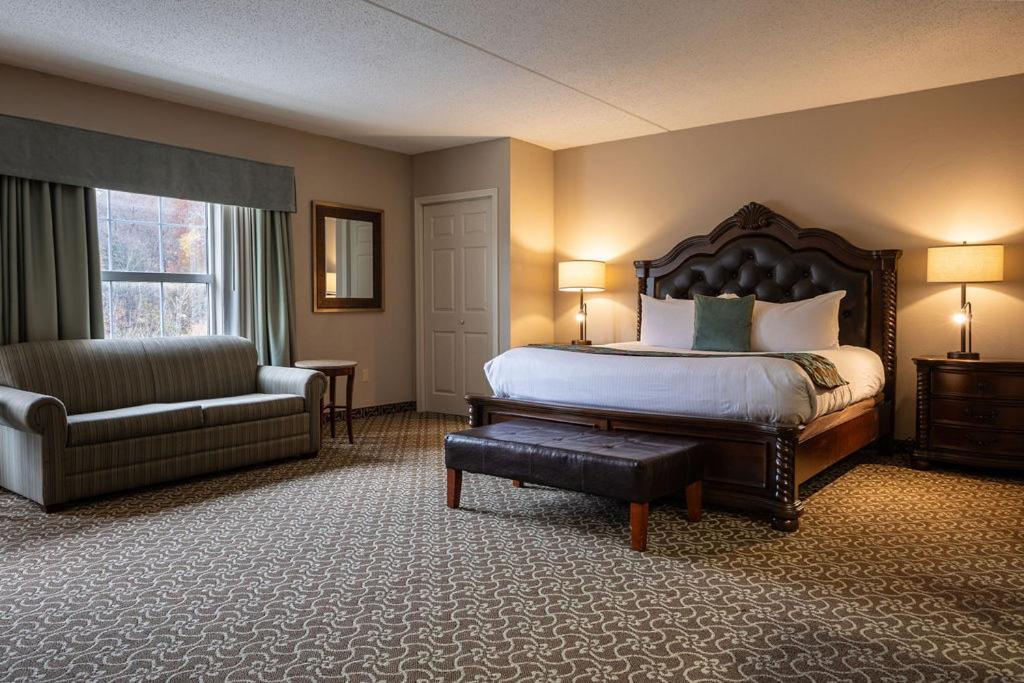 D. Hotel Suites & Spa Holyoke Εξωτερικό φωτογραφία
