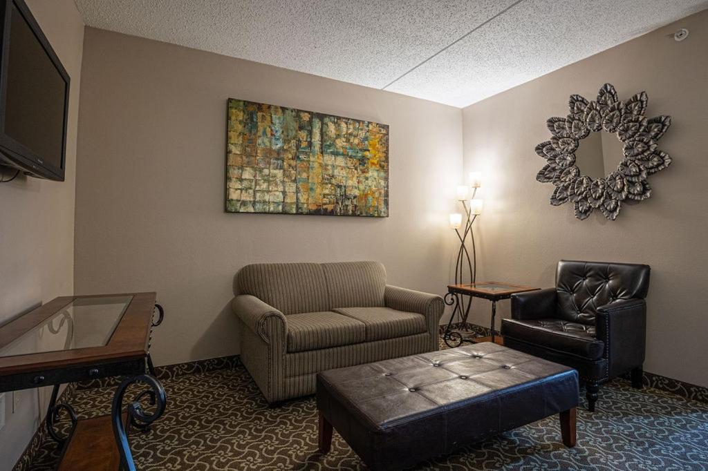 D. Hotel Suites & Spa Holyoke Εξωτερικό φωτογραφία