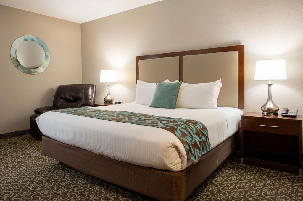 D. Hotel Suites & Spa Holyoke Εξωτερικό φωτογραφία